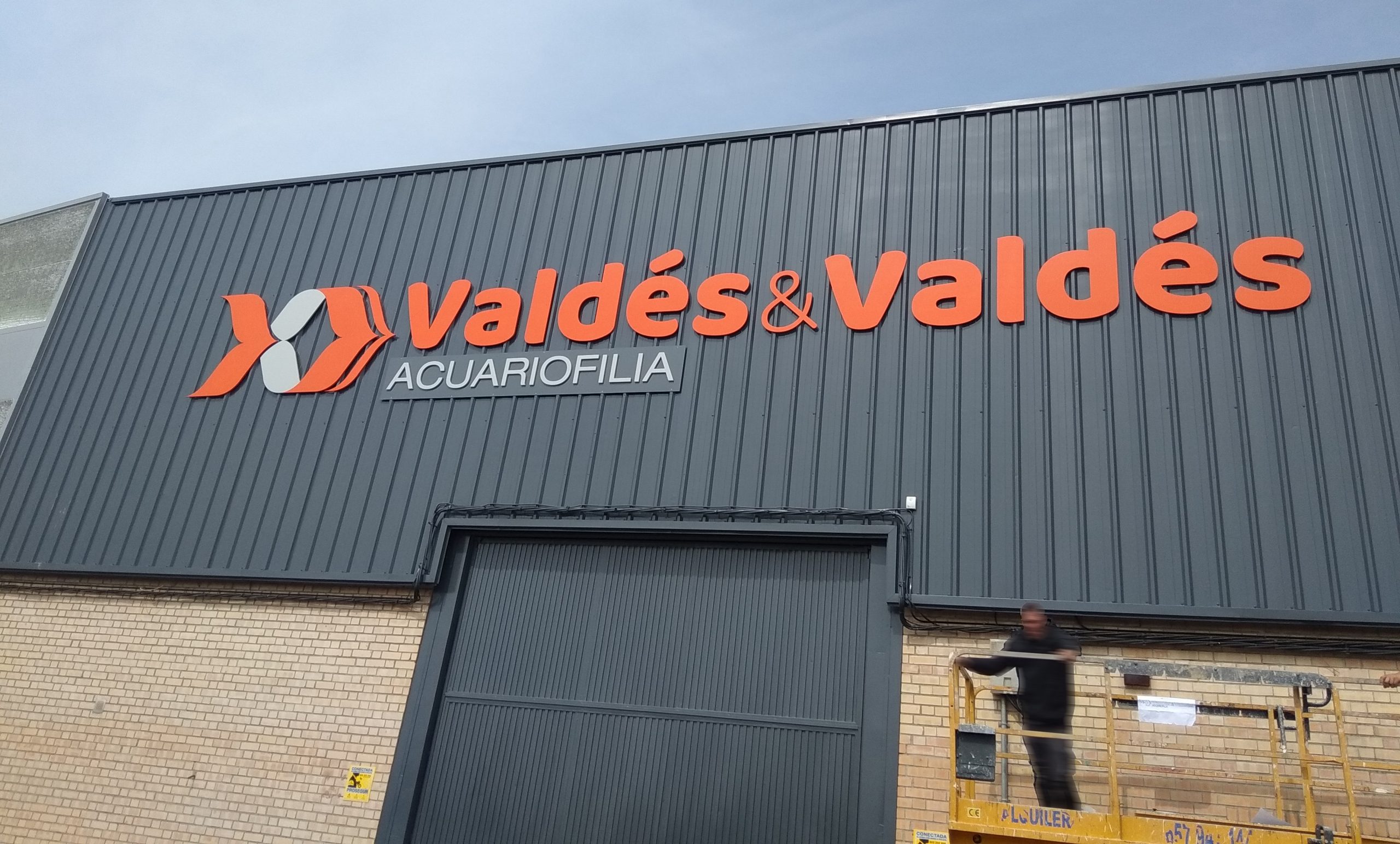 Valdés & Valdés