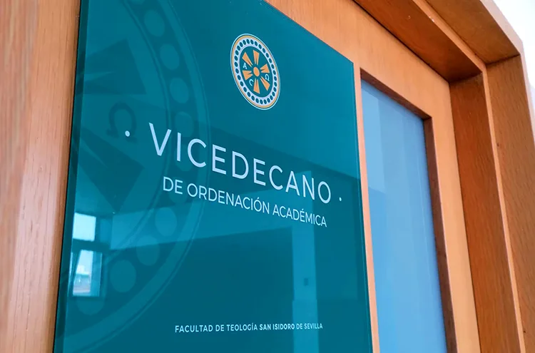 diseño metacrilato para facultad