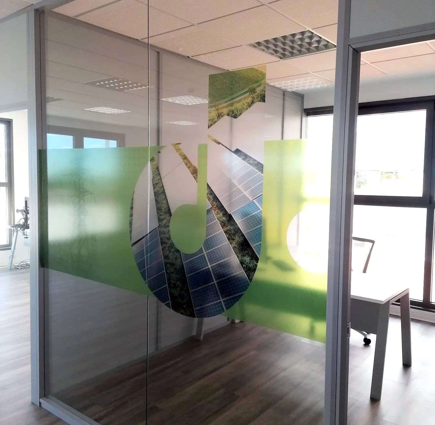 diseño de vinilos para oficinas